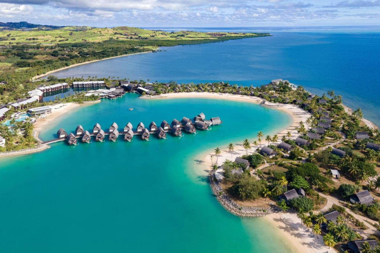 Fiji Marriott Resort Momi Bay Kültér fotó Aerial view of the resort