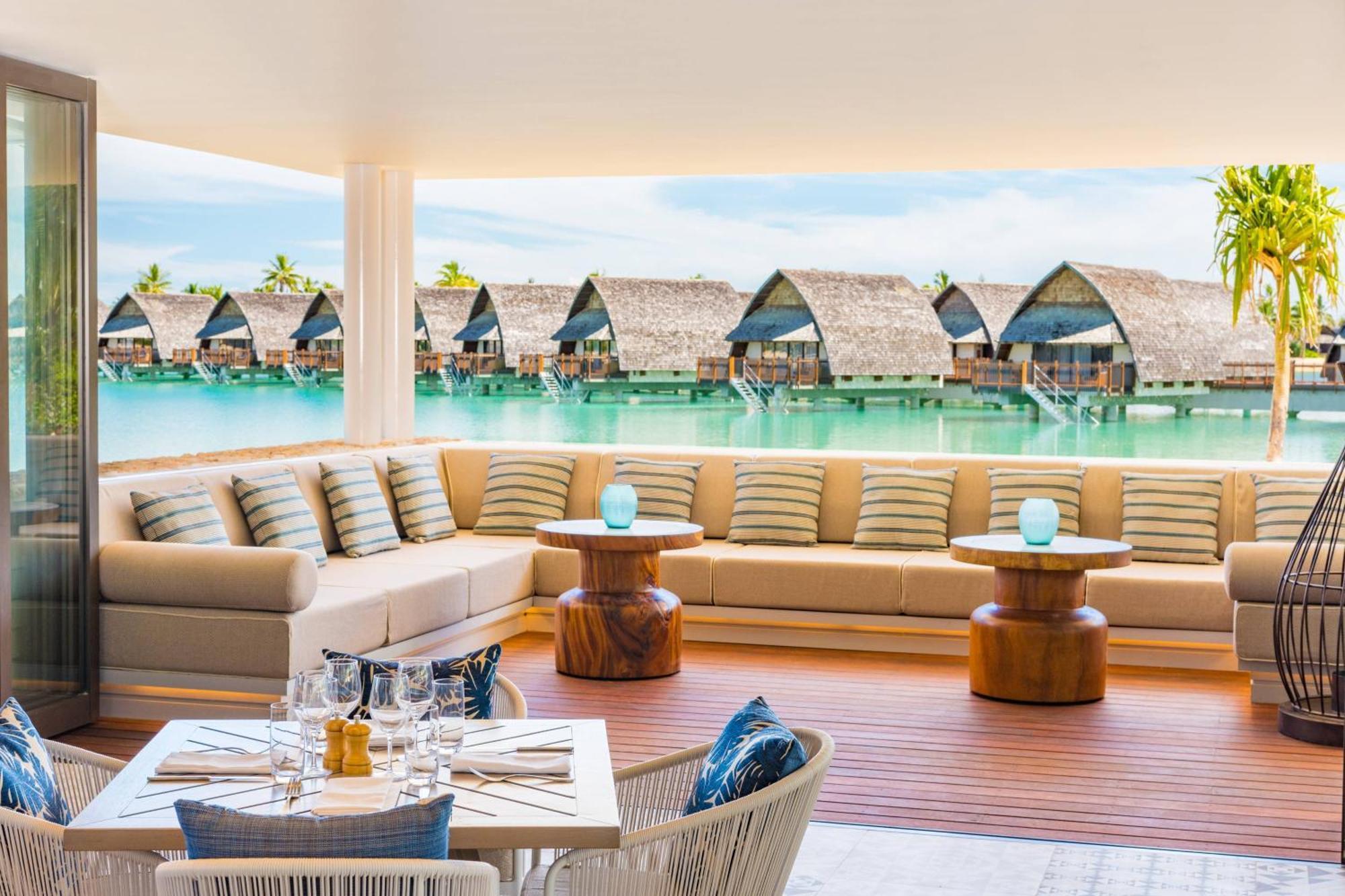 Fiji Marriott Resort Momi Bay Kültér fotó Overwater Villa
