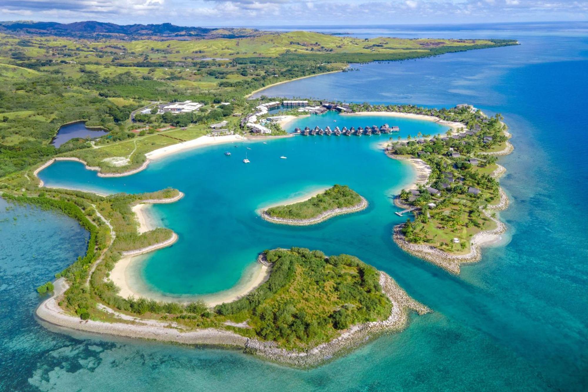 Fiji Marriott Resort Momi Bay Kültér fotó Aerial view of the resort